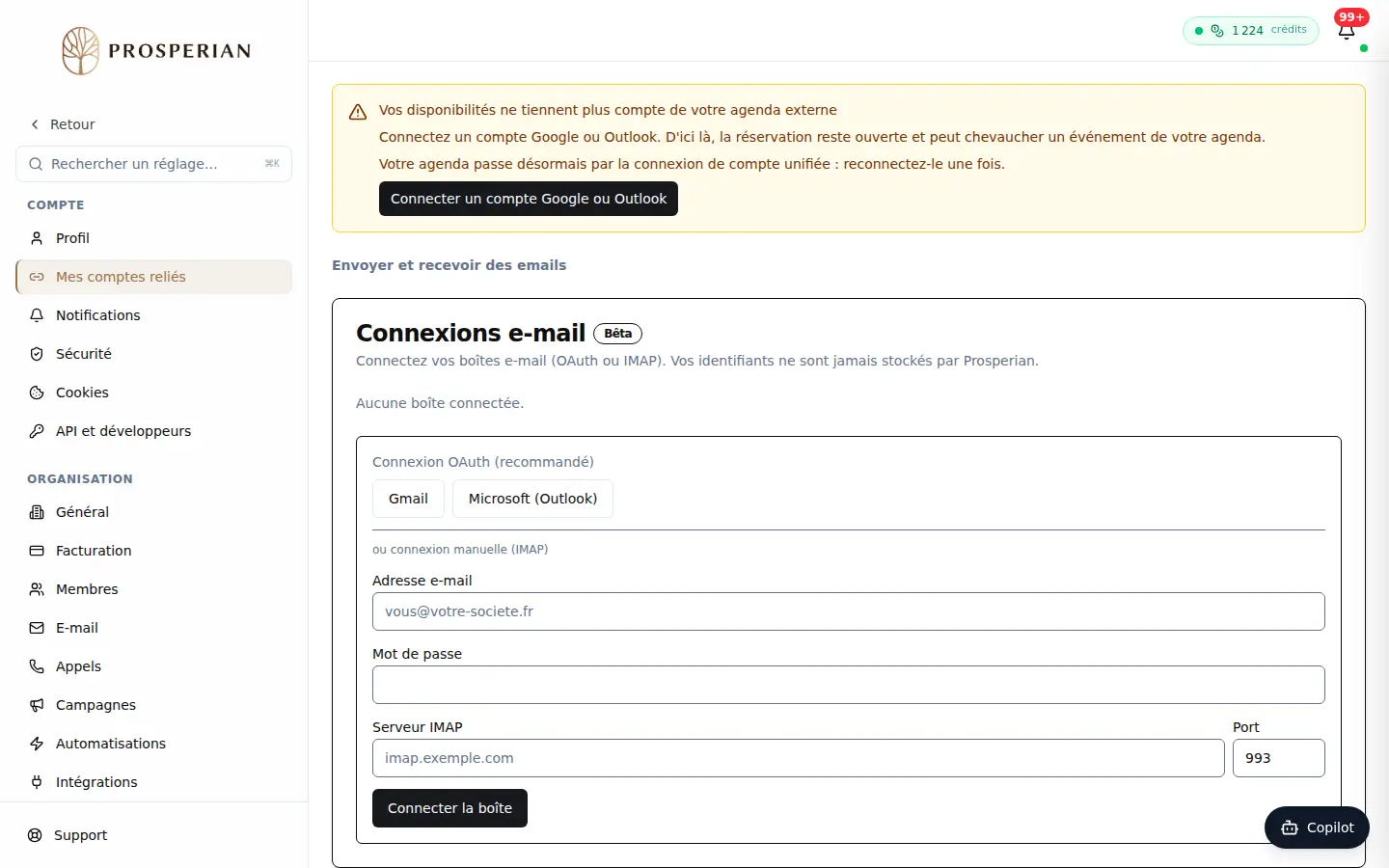Étape 1 : Ouvrez Réglages ▸ Mes comptes reliés et allez à la section Envoyer et recevoir des emails.