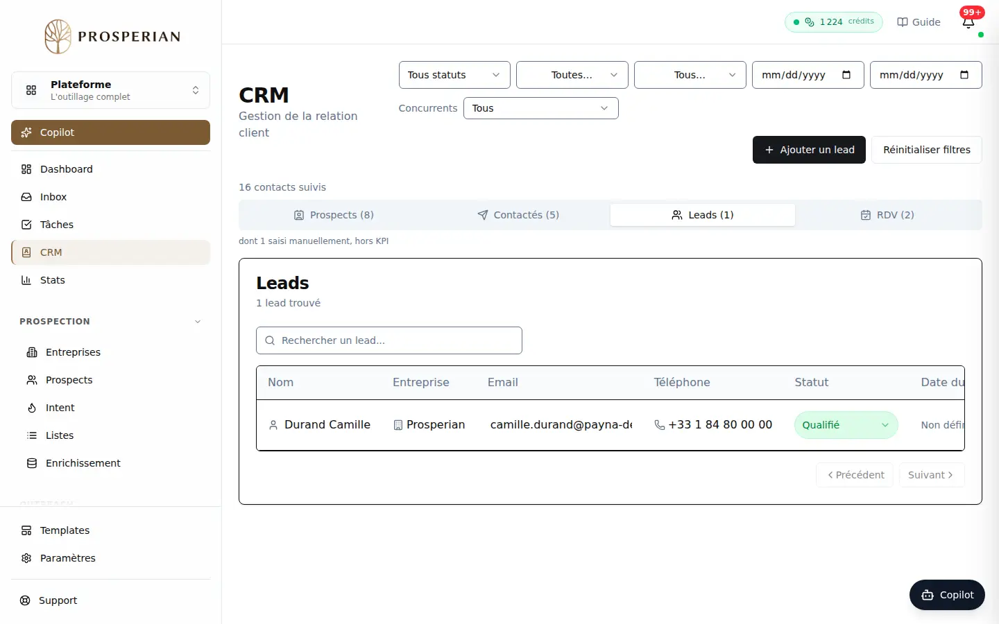 Étape 1 : Ouvrez CRM. Les onglets Prospects, Contactés, Leads et RDV rangent vos contacts selon leur avancement ; le chiffre entre parenthèses donne leur nombre.