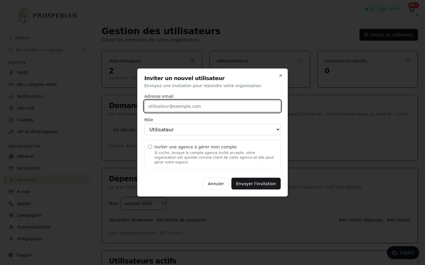 Étape 1 : Ouvrez Réglages ▸ Utilisateurs et cliquez sur Inviter un utilisateur.
